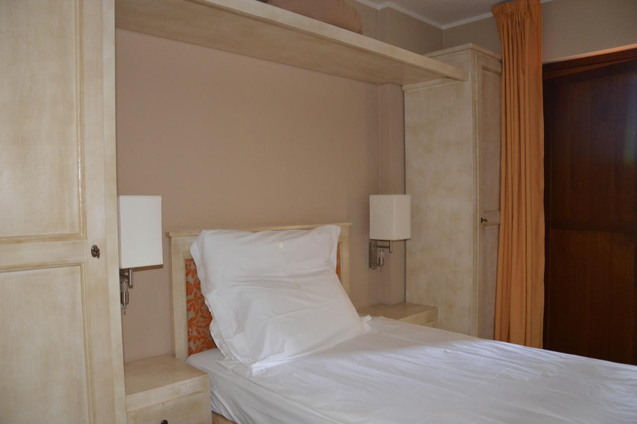 Roccamonfina Palace Hotel Szoba fotó
