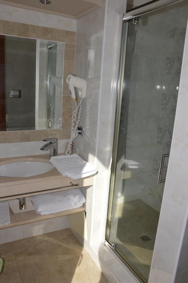 Roccamonfina Palace Hotel Szoba fotó