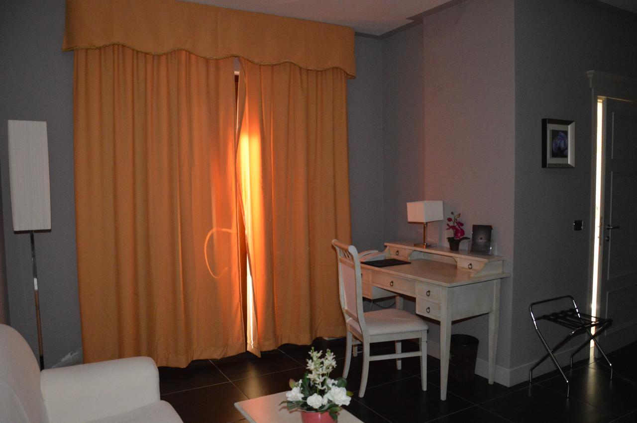 Roccamonfina Palace Hotel Kültér fotó