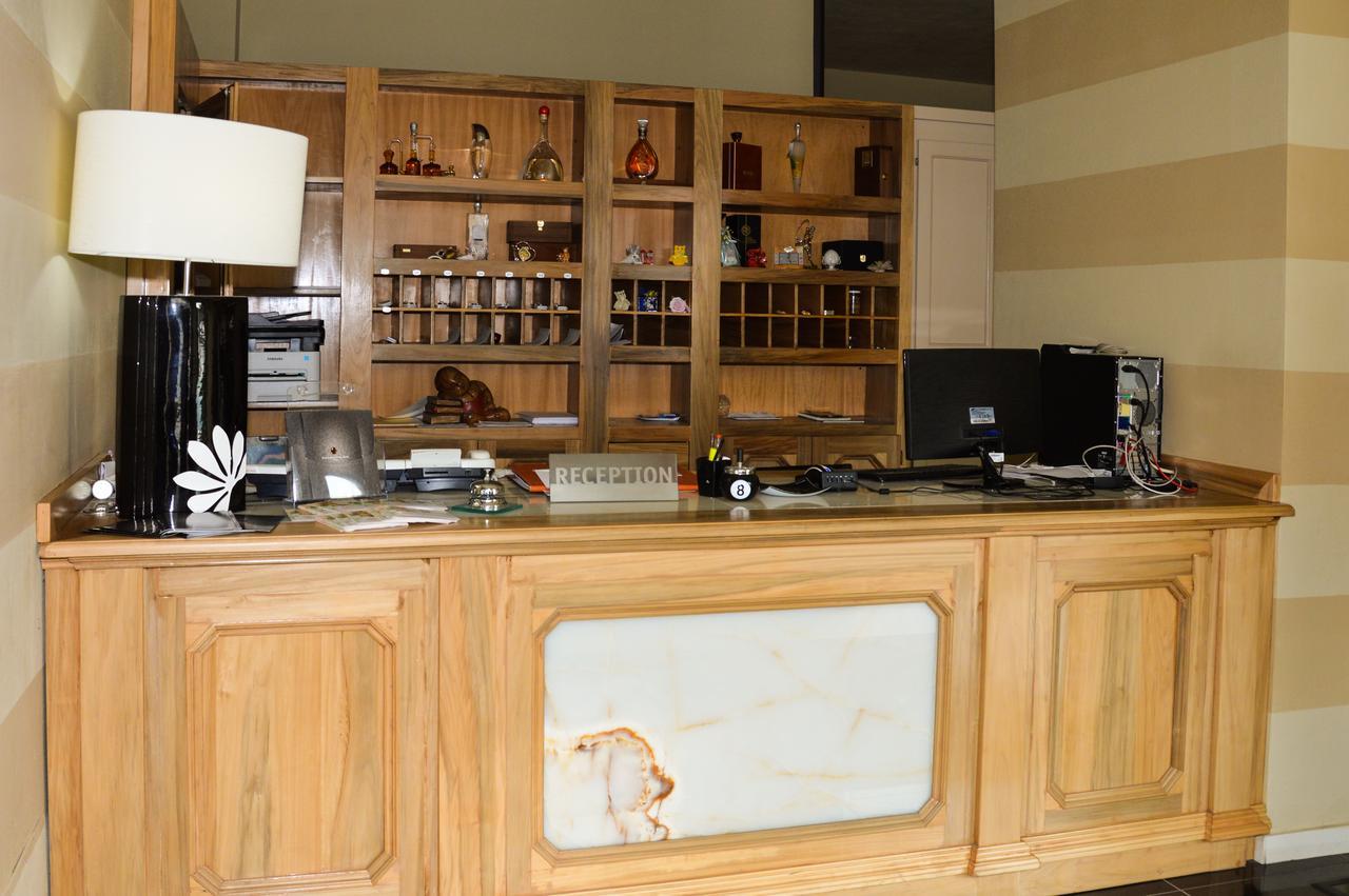 Roccamonfina Palace Hotel Kültér fotó