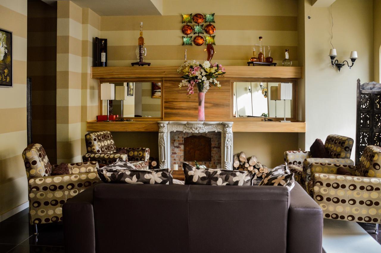 Roccamonfina Palace Hotel Kültér fotó