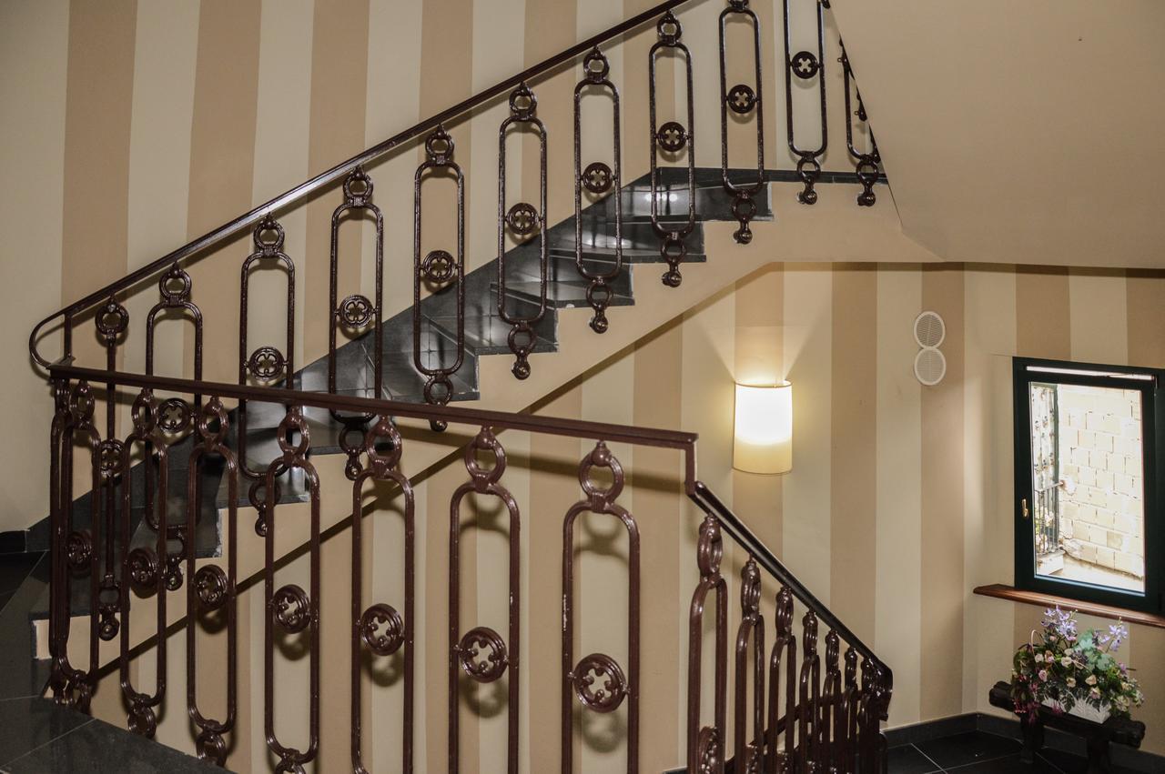 Roccamonfina Palace Hotel Kültér fotó